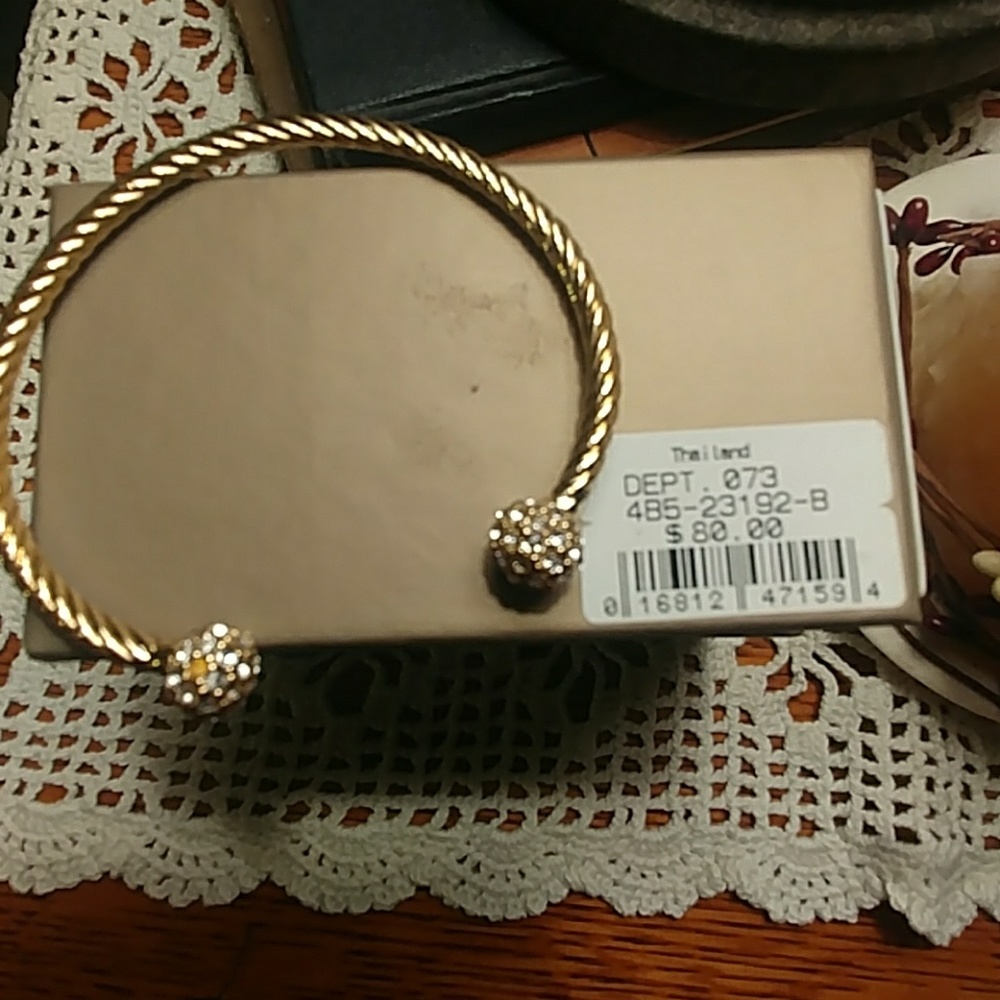 Bracelet - Picture 5 of 5